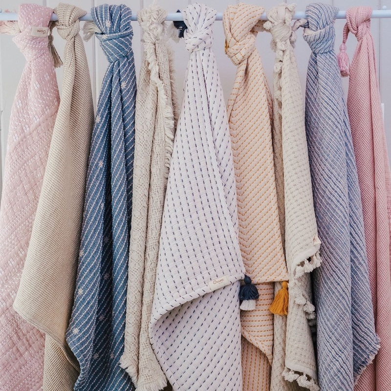 Crane Jacquard Blanket