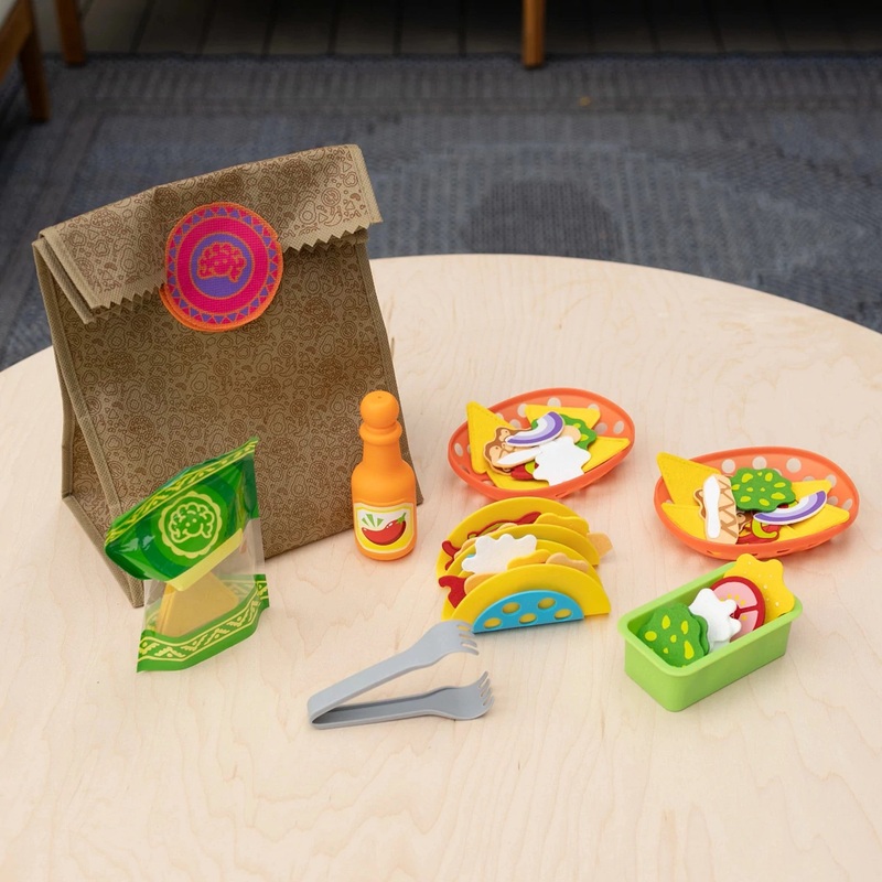Fat Brain Pretendables Nacho Set