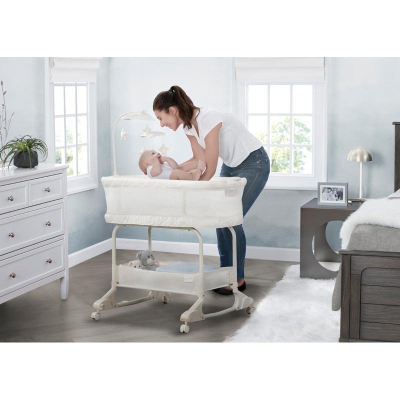 SleepCool Rocking Bassinet with Airflow Mesh