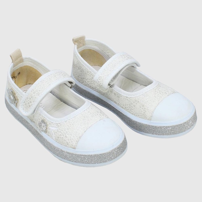 Girls’ Shoes