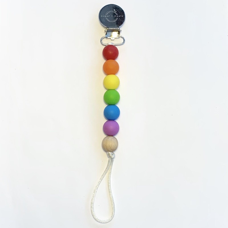 Sugar + Maple Pacifier + Teether Clip- Silicone with 1 Beechwood Bead – Rainbow Primary