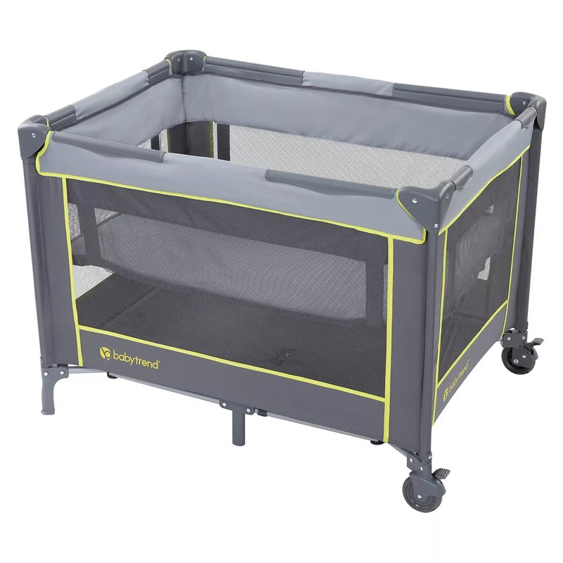 Portable Playard with Bassinet – Twinkle Lime