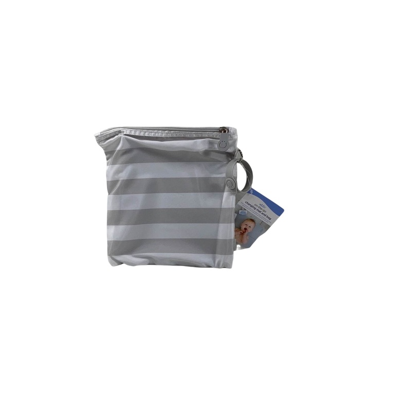 Ubbi Changing Mat And Bag