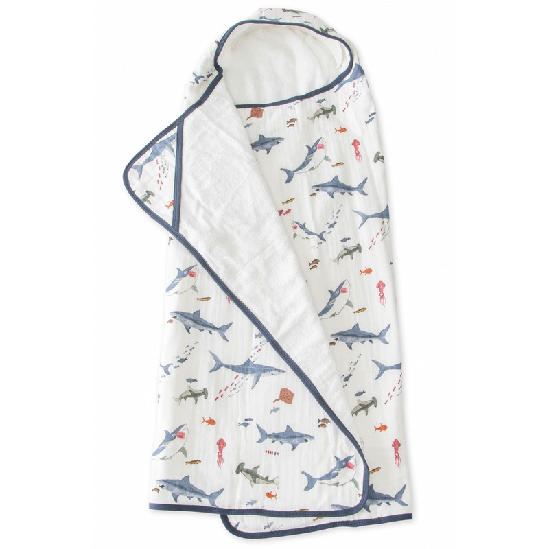 Little Unicorn Cotton Big Kid Hooded Towel – Shark