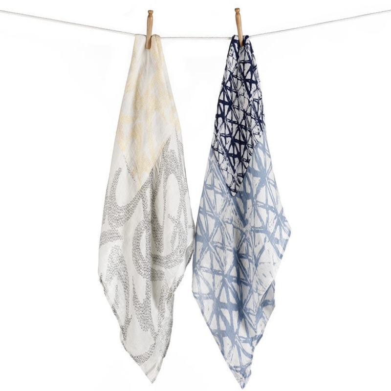 Munchkin Swaddle Angel Blankets – 2pk – X-Batik/Boomerang