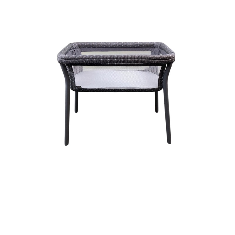 Chicco Lullago Anywhere Portable Bassinet, Gray Star