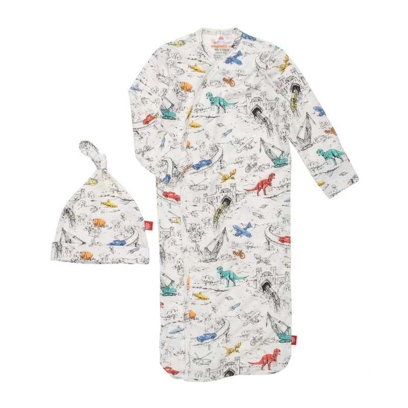 Magnetic Gown & Hat Set – Adventure Quest