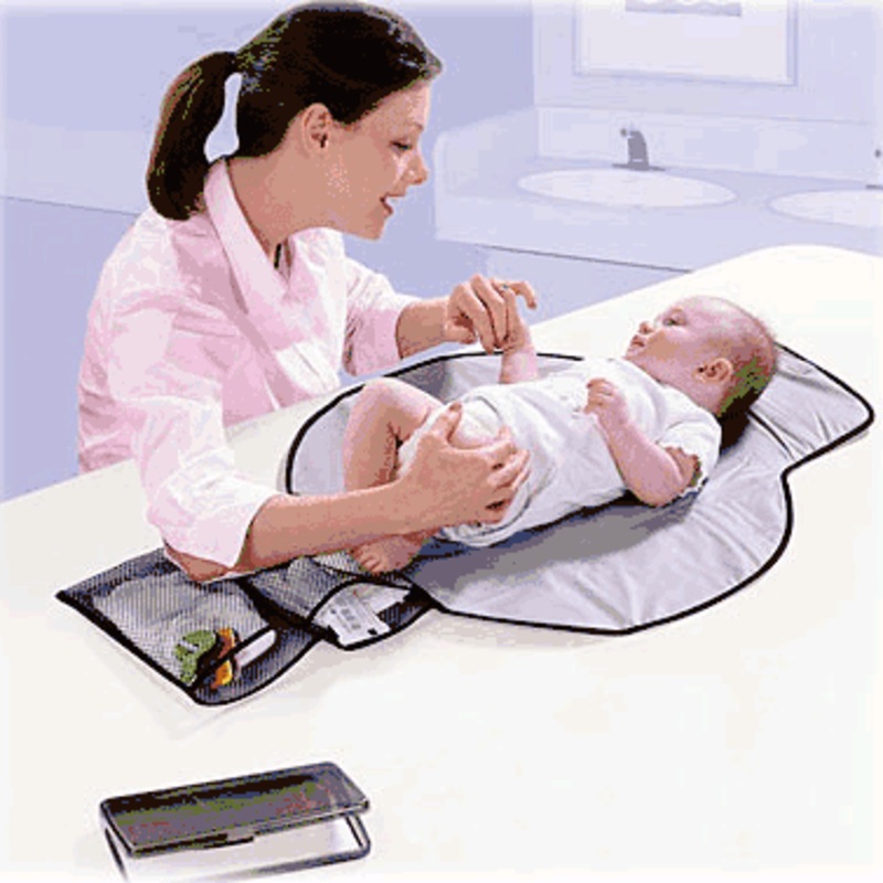 The First Years – Deluxe Fold & Go Diapering Kit