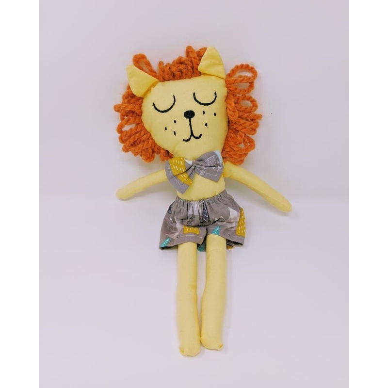 Pops of Whimsey – Lion