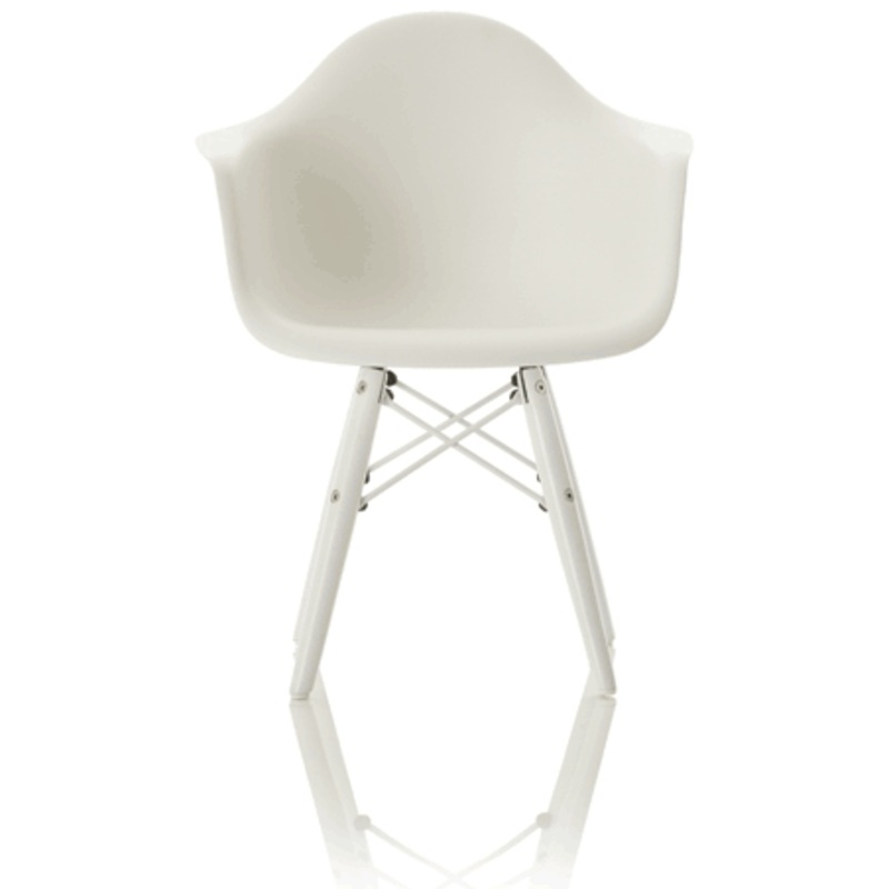 Little Nest Bucket Child Chair in White