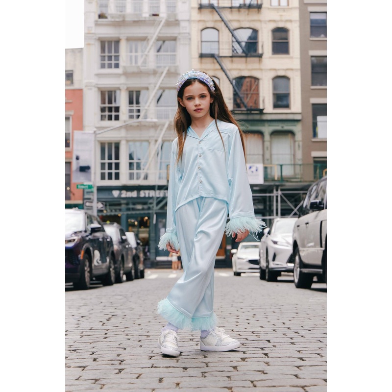 Sky Feather Silk Set