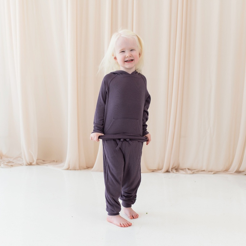 Ribbed Hoodie in Currant