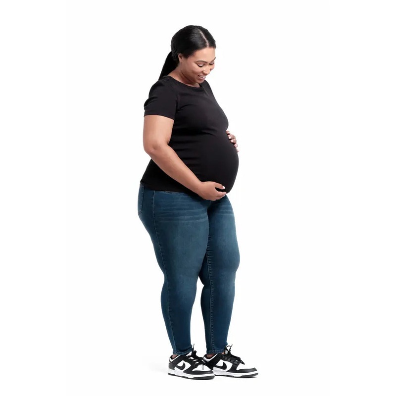 Plus Size Maternity 28″ Skinny Jean Ziggy 14W