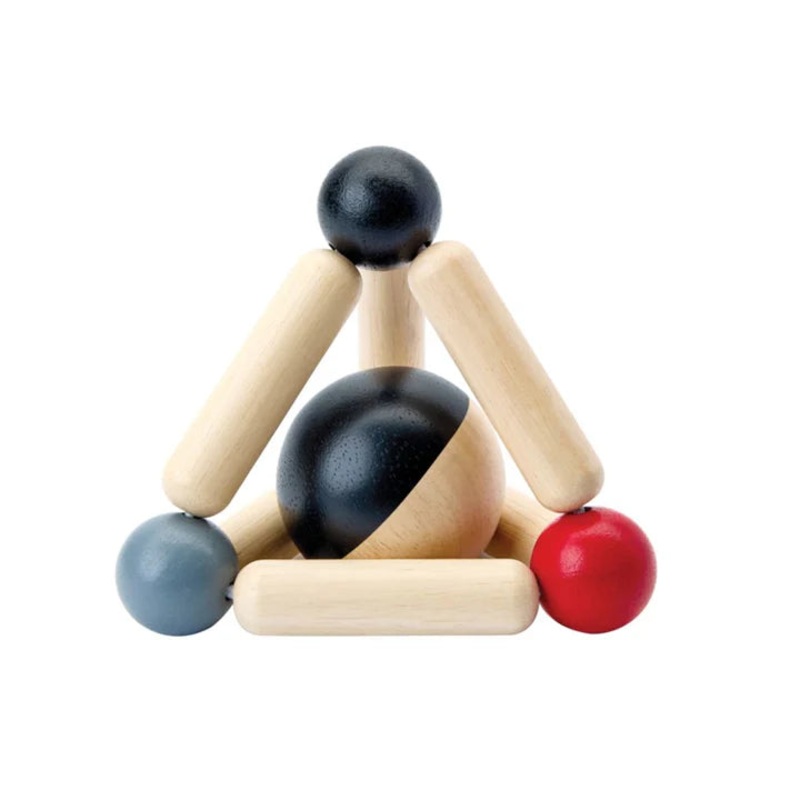 Triangle Clutching – High Contrast