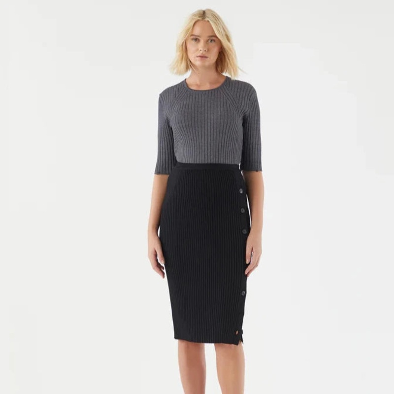 Crepe Buttoned Midi skirt Black XS