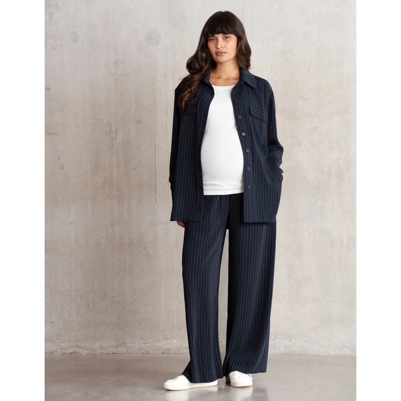 LIVVY Relaxed Fit Longline Maternity & Nursing Shirt Navy 2